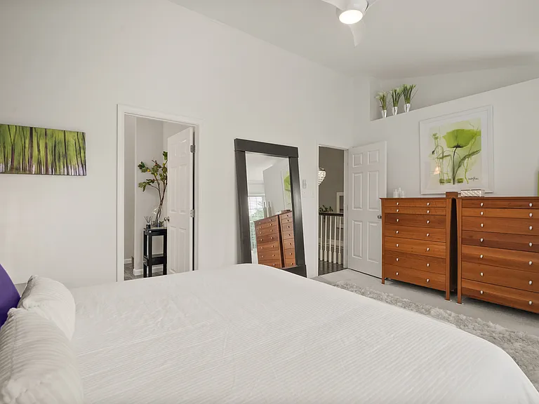 Primary suite