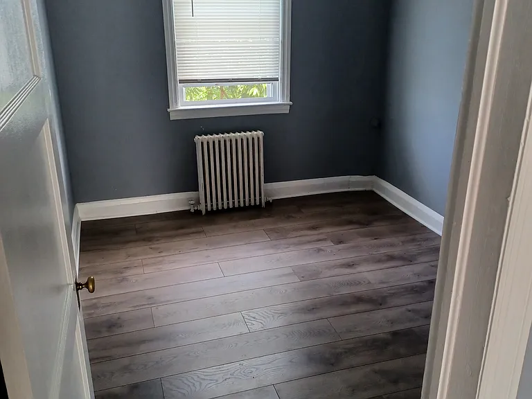 4124 Woodhaven Ave — Photo 8