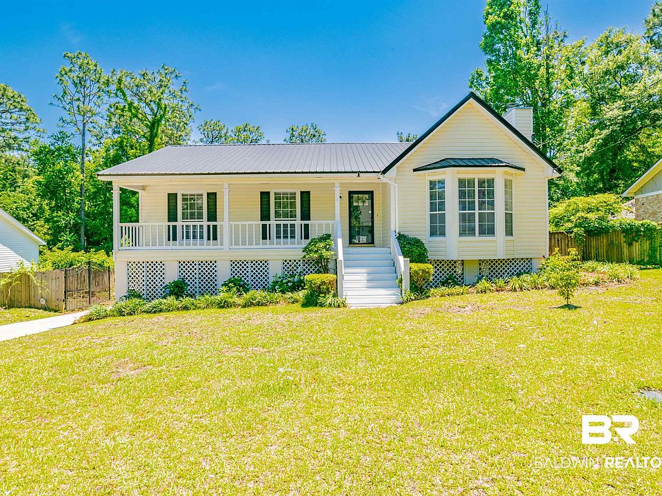 1st image of 120 Buena Vista Dr