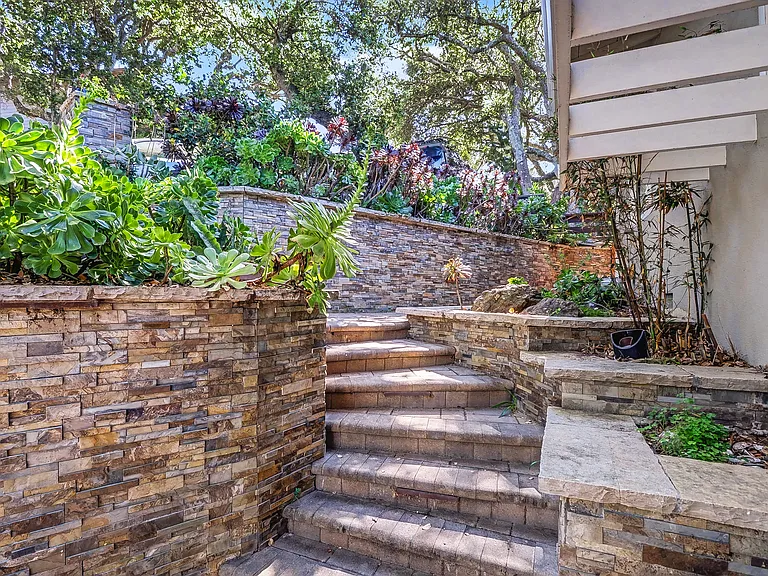 39 Colorados Dr — Photo 43