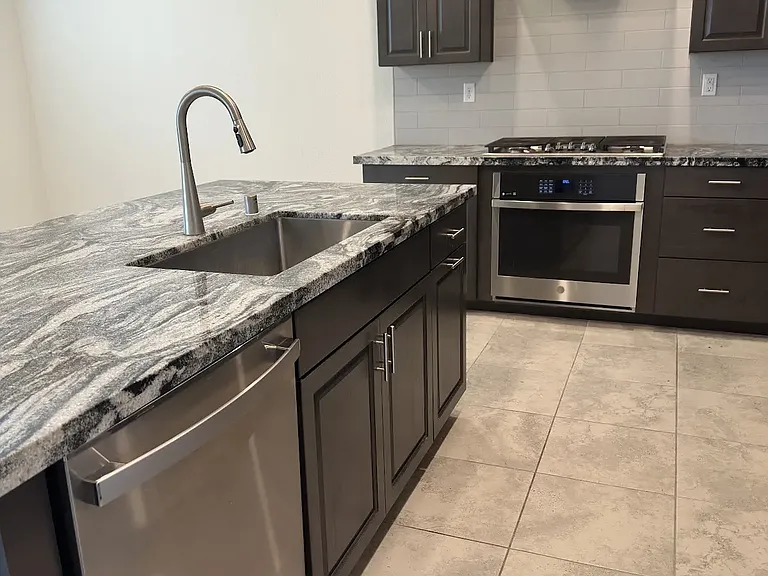 12749 Thorntonhall Dr — Photo 4