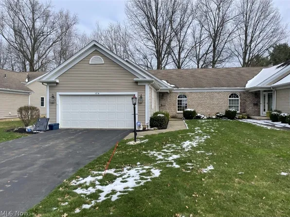 181 Talsman Dr #B, Canfield, OH 44406