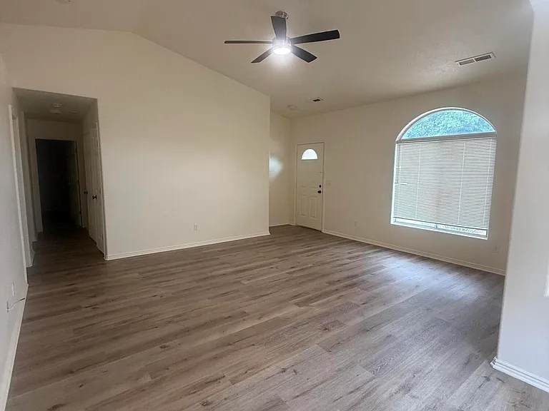 1157 N 1340 West Cir — Photo 9