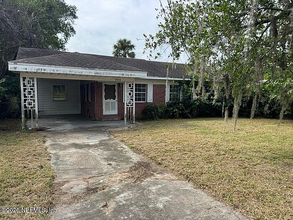 3rd image of 7928 FREE Avenue