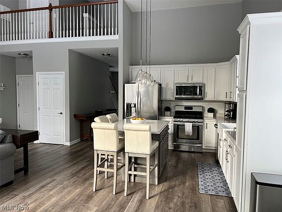 4th image of 33299 Ambleside Dr