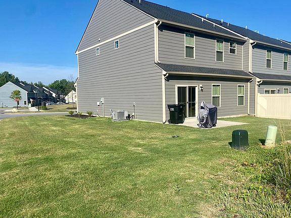 3rd image of 500 Martin Creek Dr