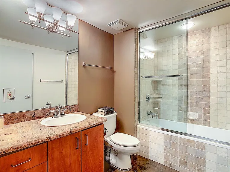 10 N Summerlin Ave #30 — Photo 39