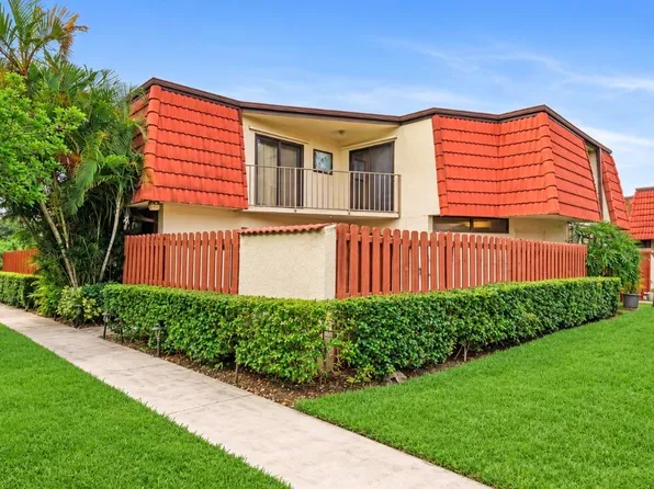 3874 VICTORIA Drive, West Palm Beach, FL 33406
