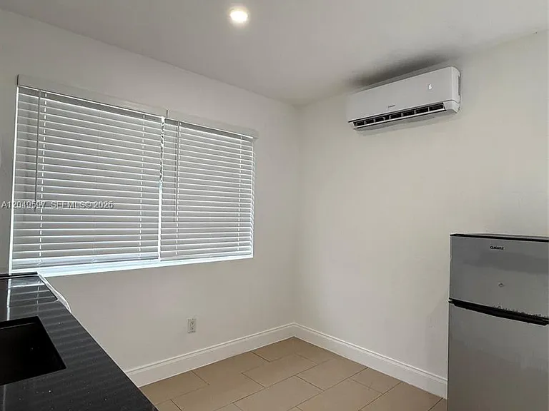 6723 NE Miami Pl #3 — Photo 14
