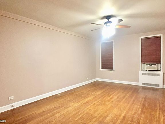4th image of 350 E 54th St APT 2E