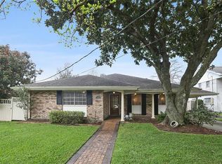 4820 Elmwood Pkwy, Metairie, LA 70003