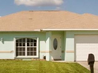 1105 NW 9th St, Cape Coral, FL 33993