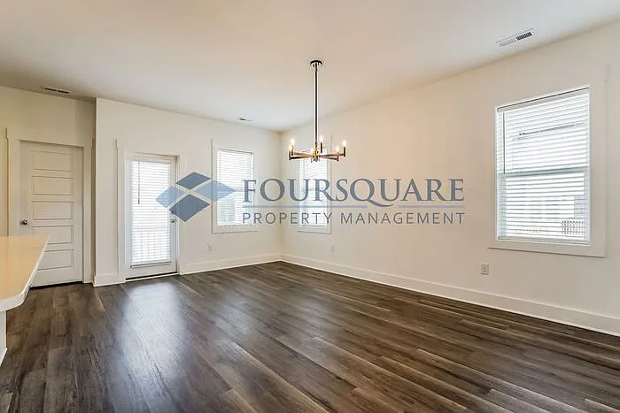 1957 Golden Spur Ln #2074 — Photo 10