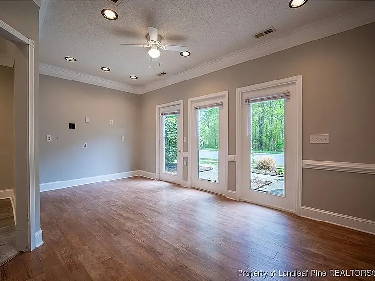 421 Feldspar Way — Photo 31