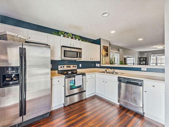 4th image of 5278 Cross River Falls Blvd #33