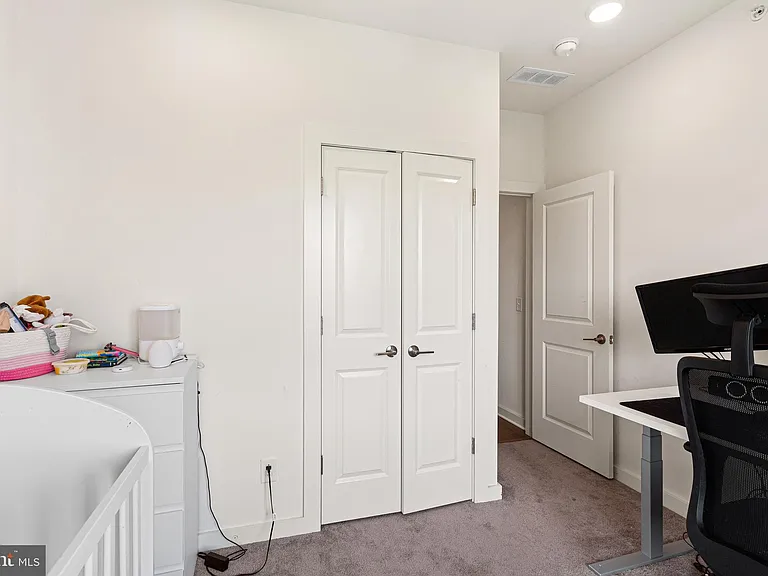 1841 N 6th St #8 — Photo 11
