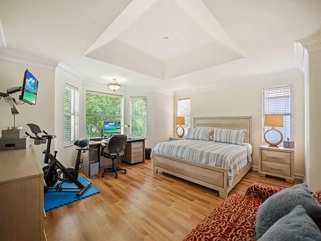 4 bed, 2.5 bath, $4,350 — Photo 4