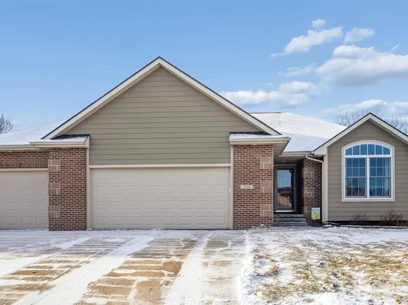 208 NW 14th St, Grimes, IA 50111
