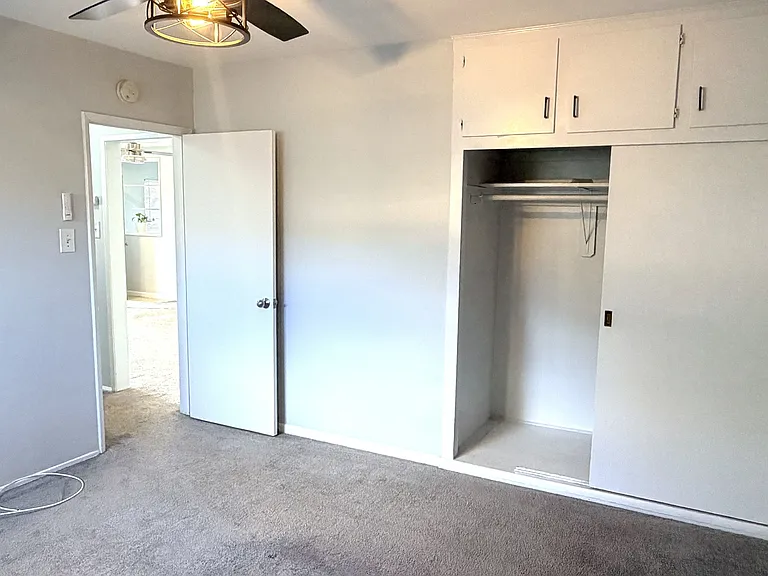 4827 Pacific Ave — Photo 12