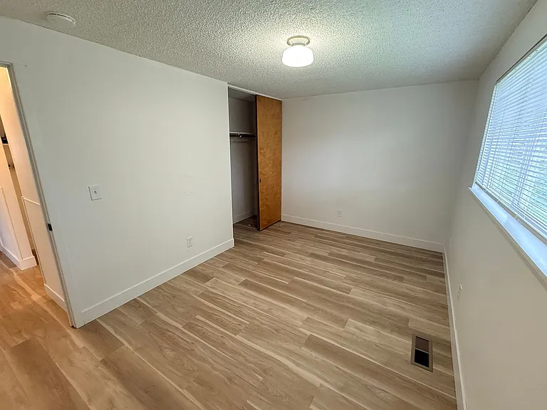 6228 SE Knapp St — Photo 4