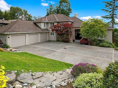 8182 W Mercer Way, Mercer Island, WA, 98040