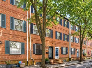 830 Kater St, Philadelphia, PA 19147