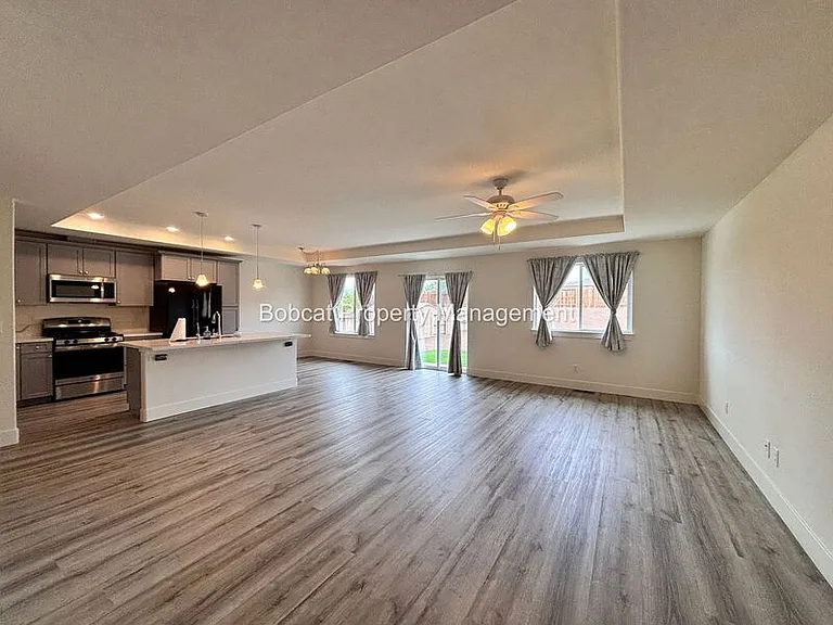 909 Saltbrush Rd — Photo 4