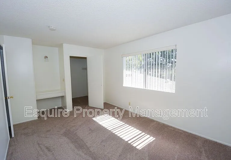 1202 Portola Rd — Photo 7