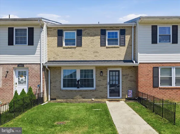 3450 Gregway Dr, Chambersburg, PA 17202