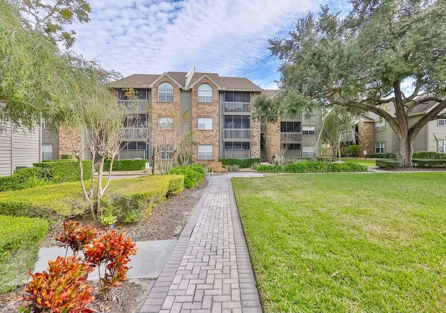 Resort-Style Living in a Gated Community 2 Bed / 2 Bath Condo in Clearwater! — Photo 3