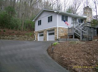 682 Pinners Cove Rd, Asheville, NC 28803