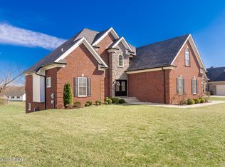 12615 Valley Pine Dr, Louisville, KY 40299