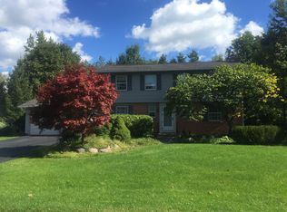 9 Courtney Dr, Seneca Falls, NY 13148