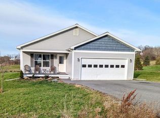 29 Seacord Ln, Lansing, NY 14882