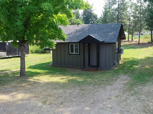 32340 N 6th Ave, Spirit Lake, ID 83869