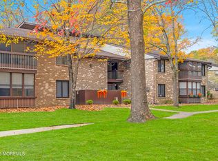 97 Arrowood Rd UNIT A, Manalapan, NJ 07726