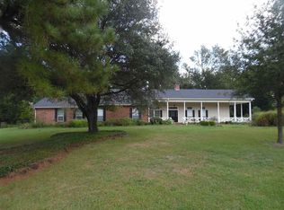 880 County Road 103, Carthage, TX 75633