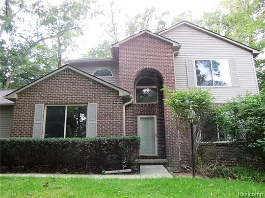 2320 Ore Creek Ln photo 1