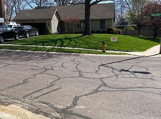 10025 Taylor Dr, Overland Park, KS 66212