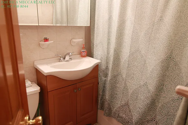 Rented by America Mecca Realty LLC | media 22