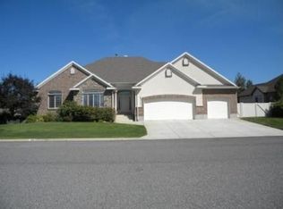 1390 W Park Meadows Dr, Mapleton, UT 84664