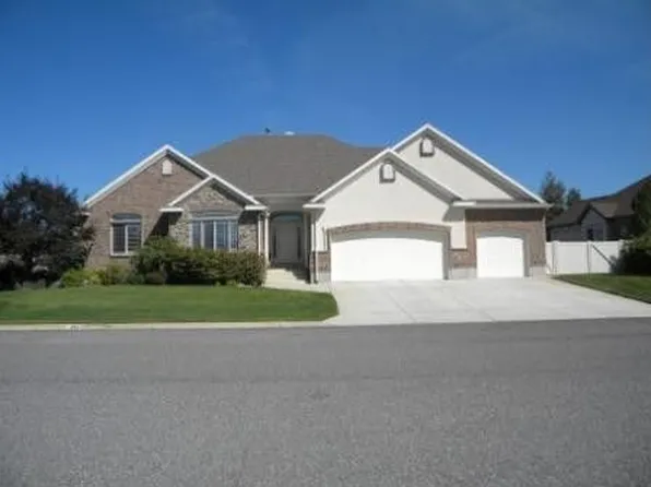 1390 W Park Meadows Dr, Mapleton, UT 84664