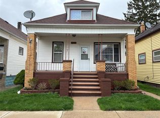 12044 Sobieski St, Hamtramck, MI 48212