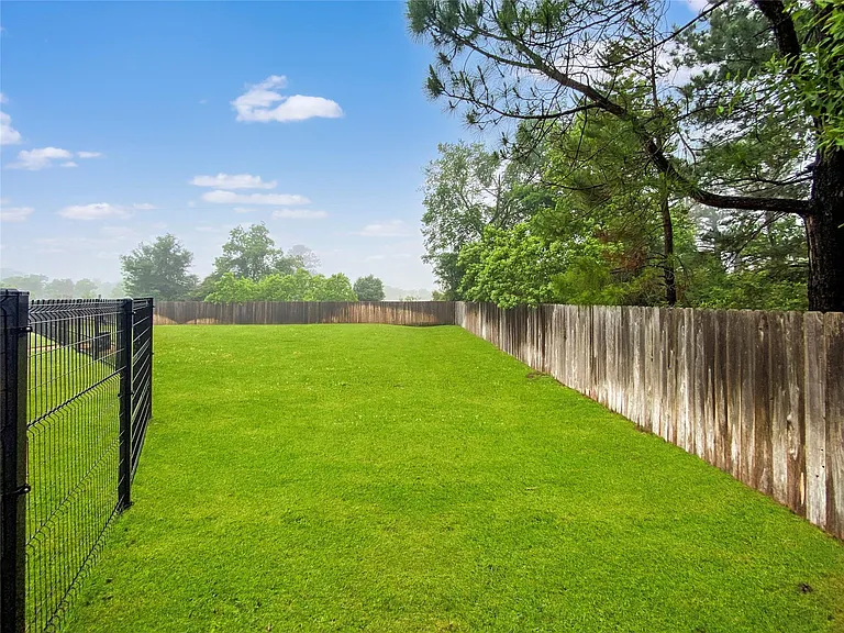 11922 Amber Oak Way — Photo 42