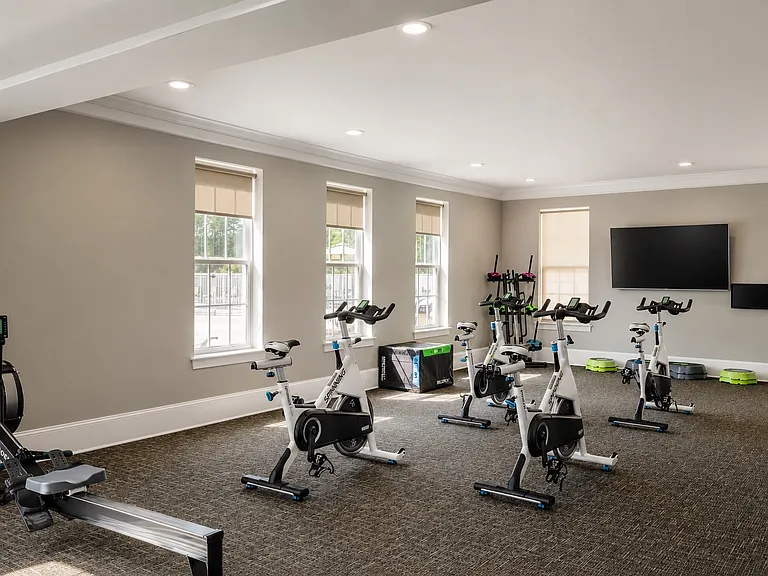 833 Courting St #833 — Photo 33