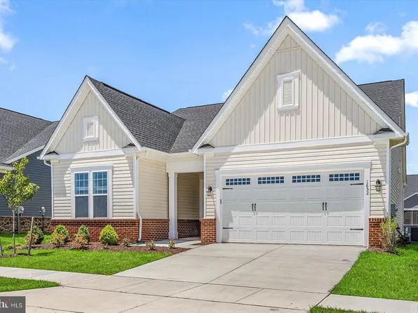 1652 Lake Placid Dr, Trappe, MD 21673