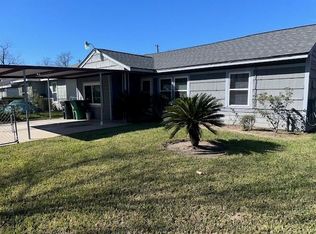 5425 Bataan Rd, Houston, TX 77033