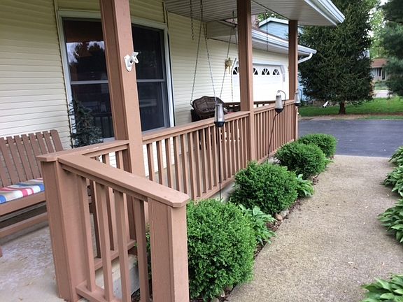 2nd image of 3561 Plaza Dr