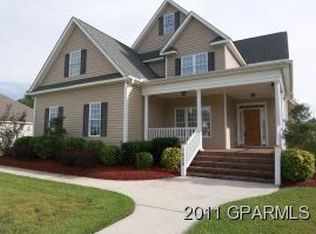 1409 Trafalgar Dr, Winterville, NC 28590