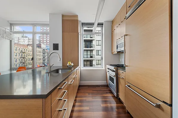 Sold by Douglas Elliman | media 27